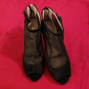 International Concepts Stiletto Bootie heel